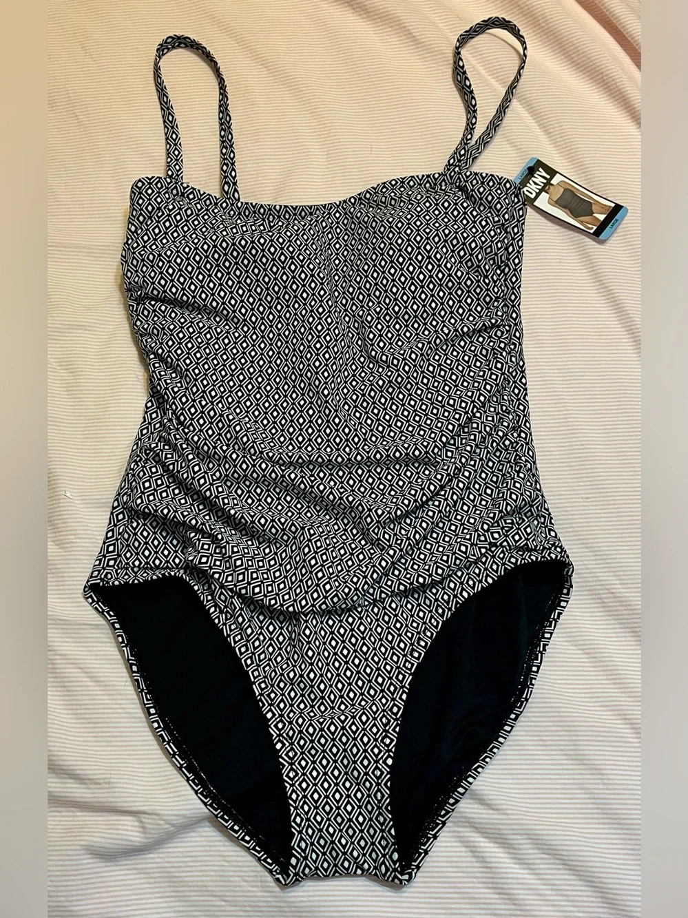 DNKY Black & White Strapless / Removable Straps One-Piece Swimsuit (L) New - Picture 7 of 13